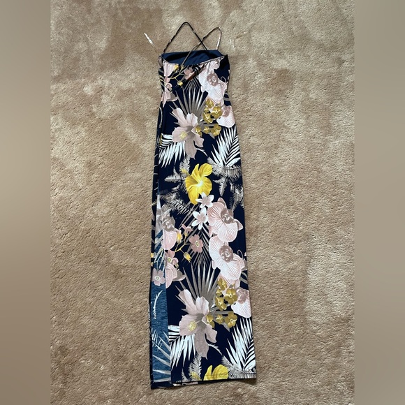 Windsor dress - Picture 2 of 2